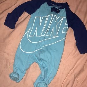 Nike footie